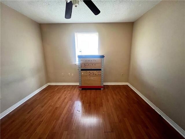 Building Photo - 7800 Read Blvd