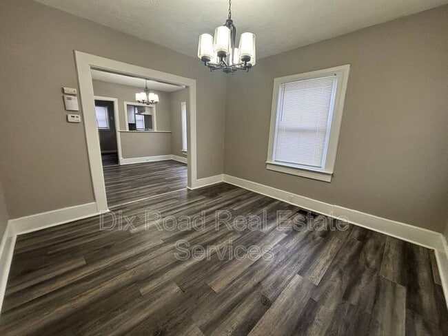 Building Photo - 3018 Tytus Ave