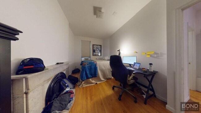 Building Photo - 3 bedroom in Manhattan NY 10003