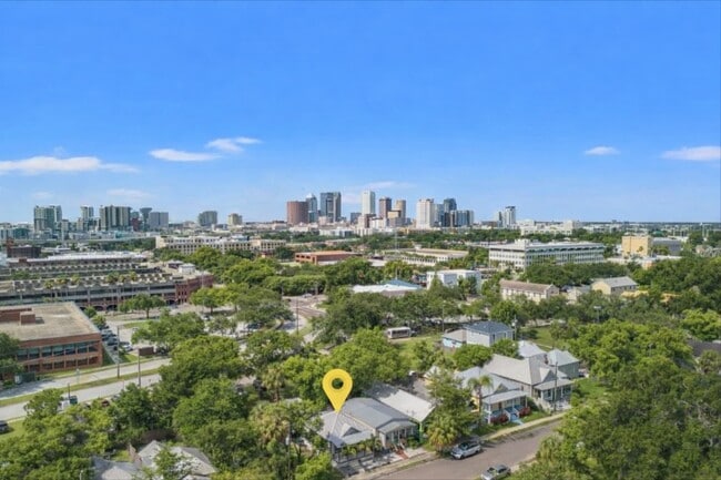 Building Photo - 1213 E 12th Ave