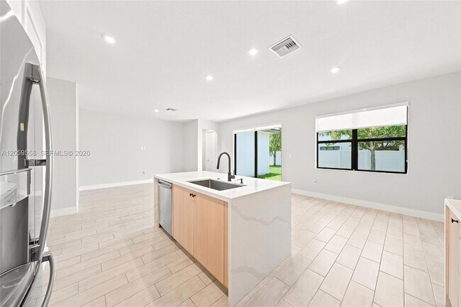 Building Photo - 23206 SW 108th Ave