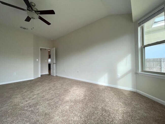 Building Photo - 9712 Grapevine Leaf Dr