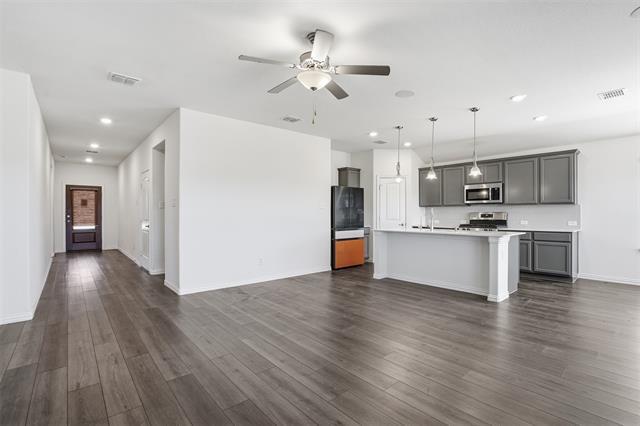 Building Photo - 9110 S Field Ln