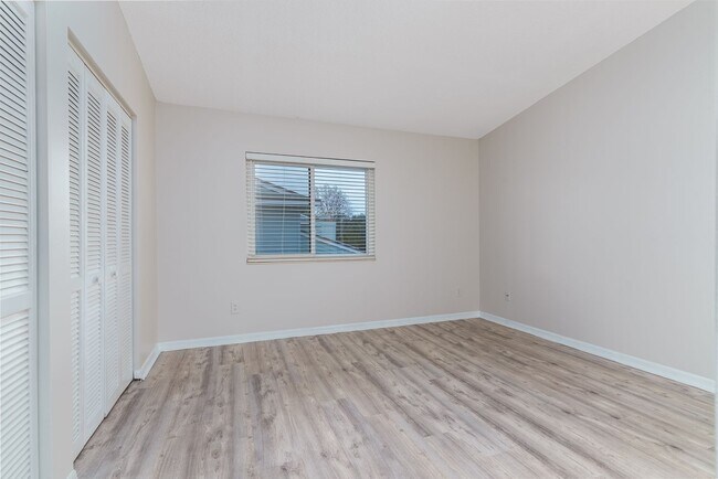 Building Photo - Update Condo in Ponde Vedra Beach