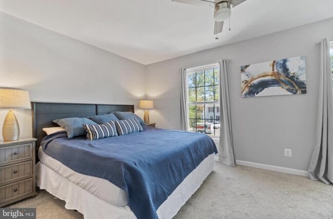 Building Photo - 45839 Wolftrap Way