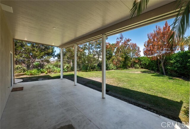 Building Photo - 2034 Costero Hermoso