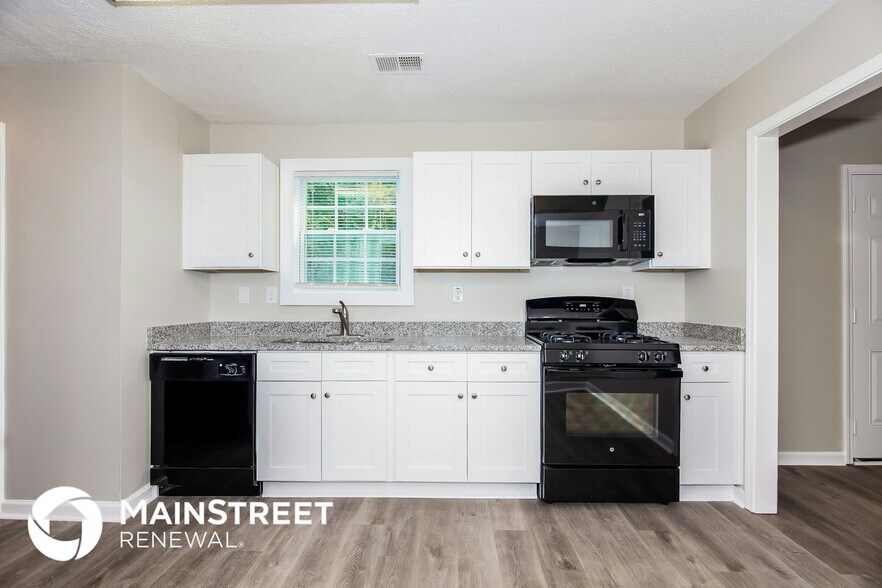 Building Photo - 5454 Northcut Dr