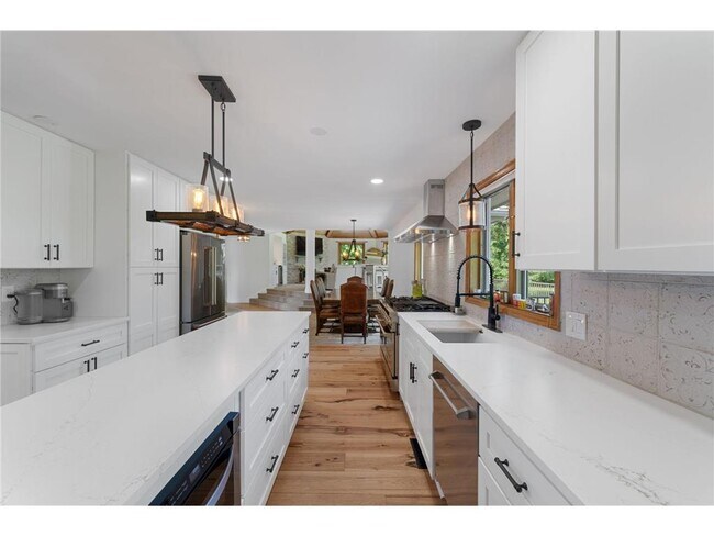 Building Photo - 8045 County Rd 116