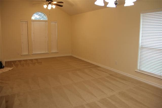 Building Photo - 3733 Hazel Dr