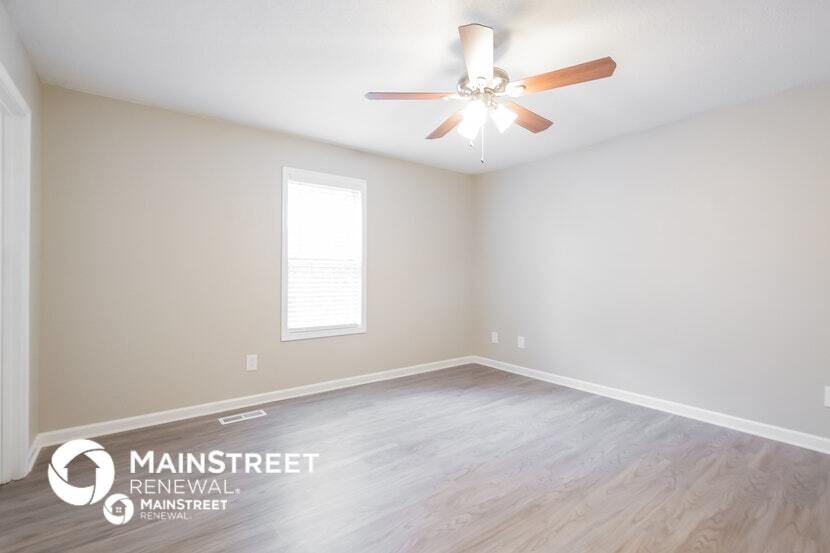 Building Photo - 444 River Trace Dr
