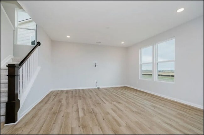 Building Photo - 16465 Mount Logan Rd