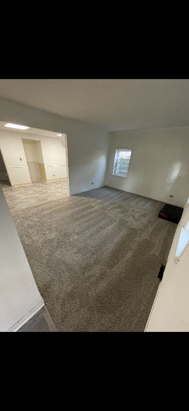 Building Photo - 26244 W Lake Ave