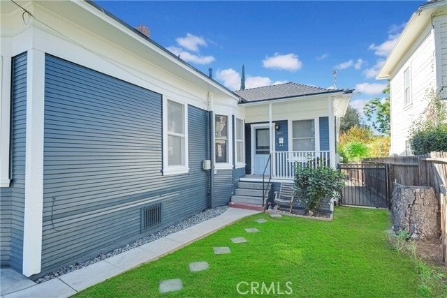 Building Photo - 250 Sonora St