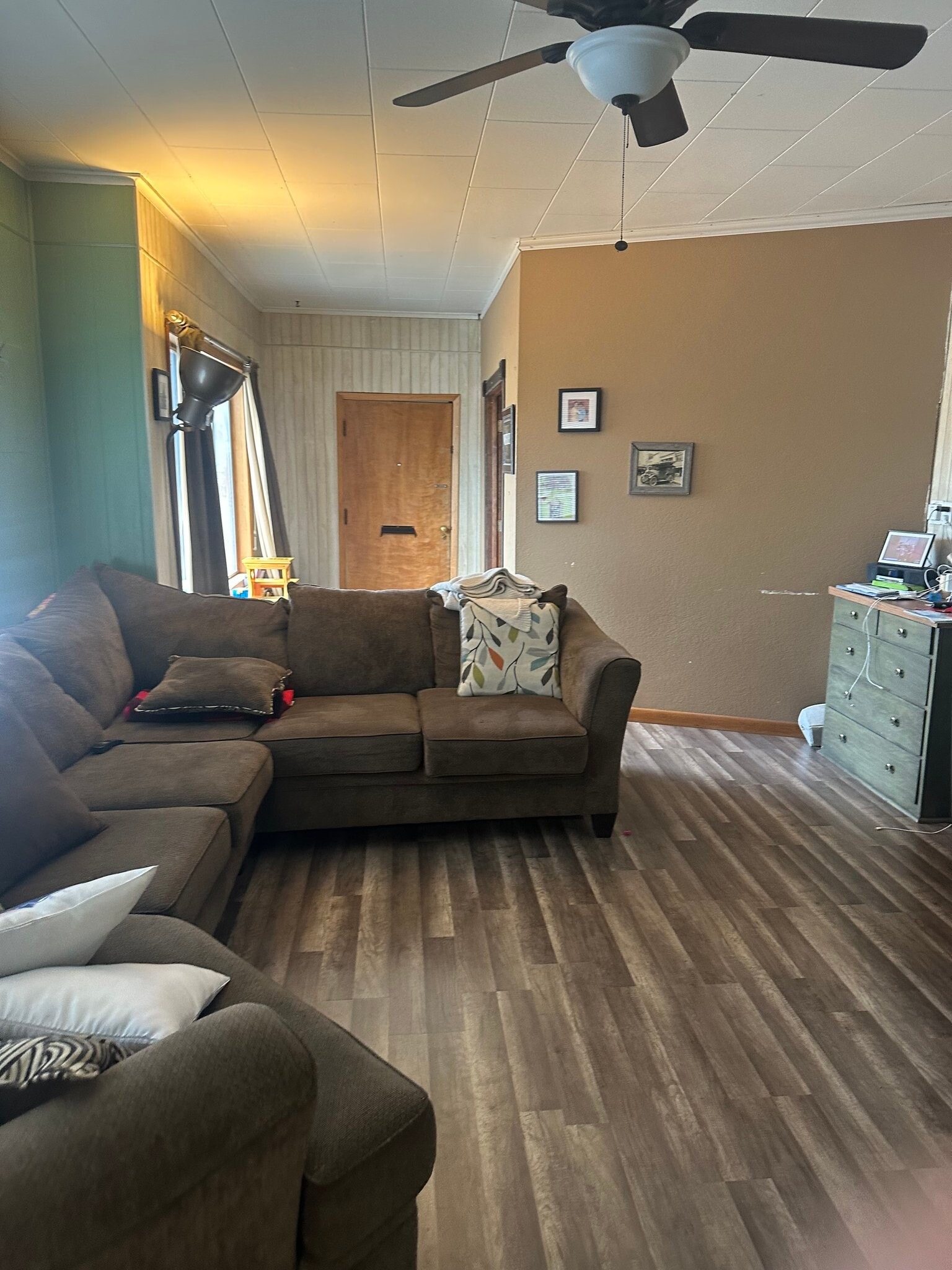 Building Photo - 507 S Rock St