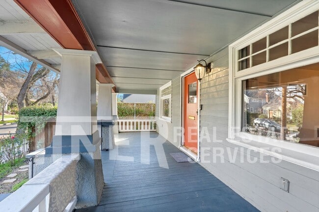 Building Photo - 2916 22nd St