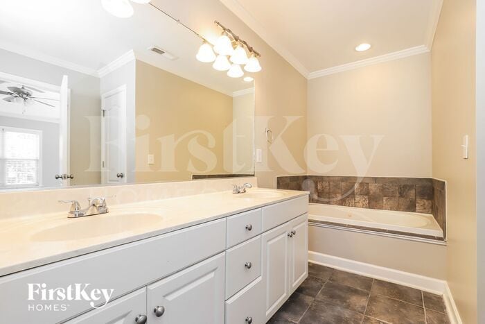 Building Photo - 4625 Stimpson Ridge Dr