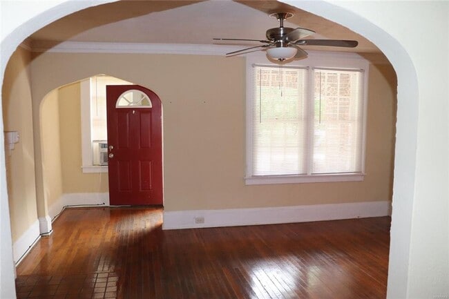 Building Photo - 471 Earl Pl