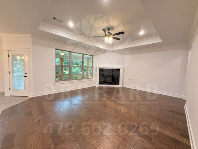 Building Photo - 12 Kinross Dr