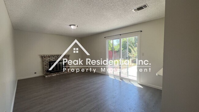 Building Photo - 3 br, 2 bath House - 5912 Birchglade Way