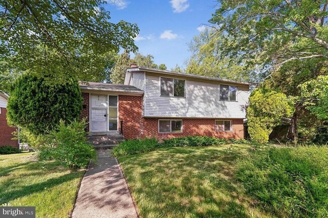 Building Photo - 7608 Wellesley Dr
