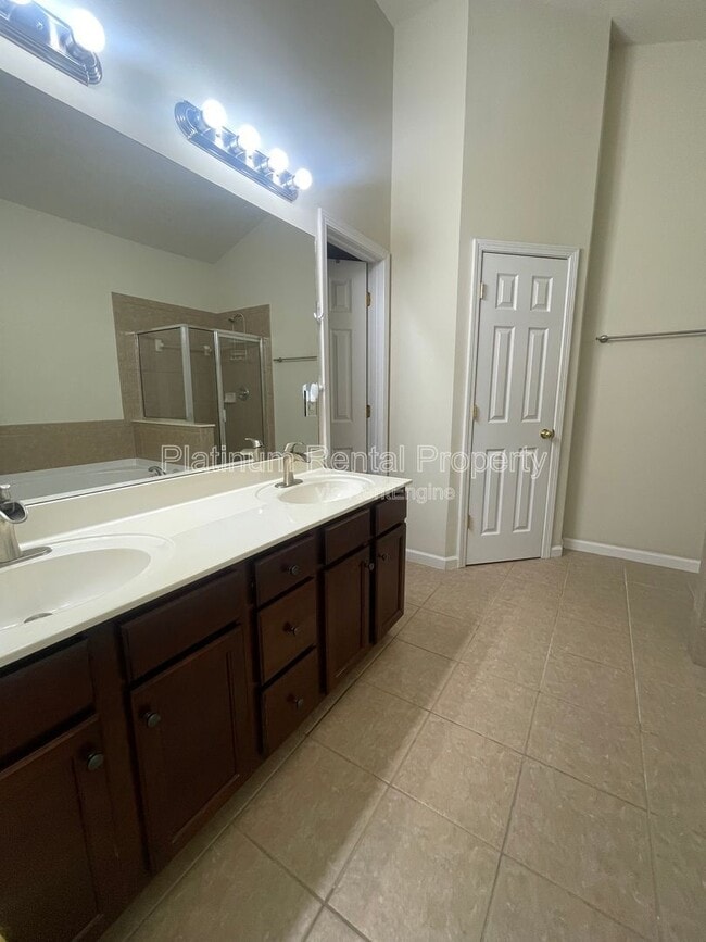 Building Photo - 1515 Dolcetto Trce