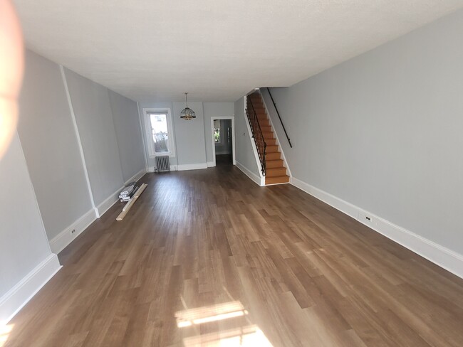 Building Photo - 509 Noble St