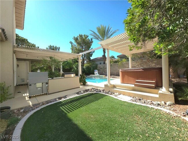 Building Photo - 3841 Woodsen Bend Dr