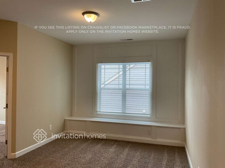 Building Photo - 600 Hadlow St