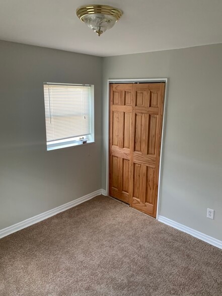 Building Photo - 5602 62nd ave