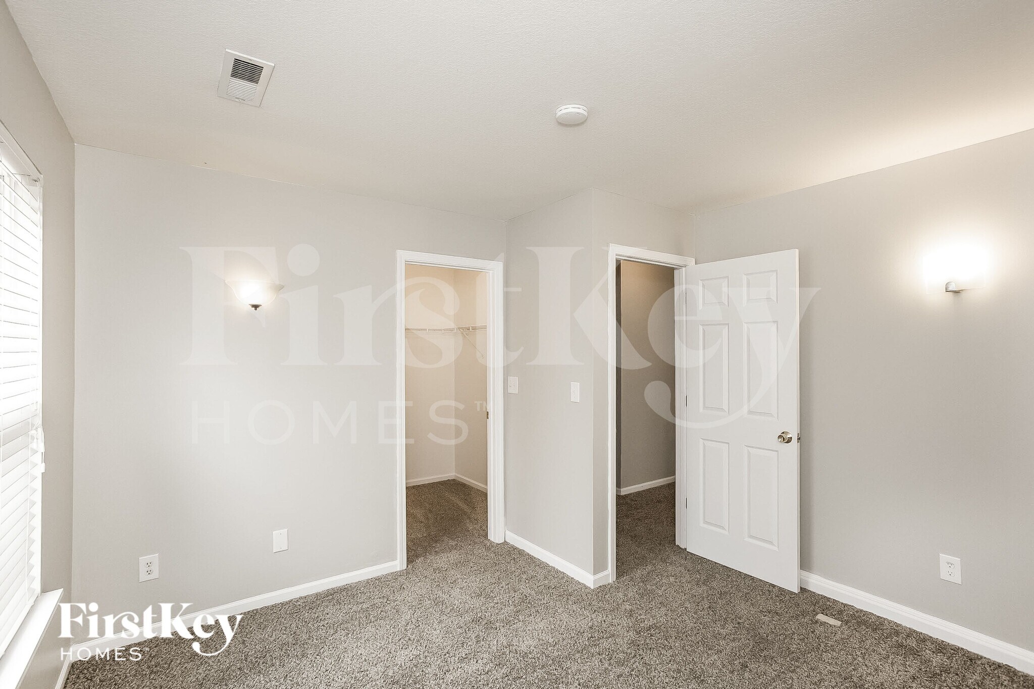 Building Photo - 15551 Dusty Trail