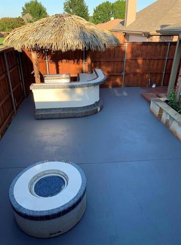 Building Photo - 10808 Pineview Ln