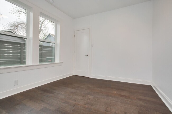 Building Photo - 4500 Avenue H