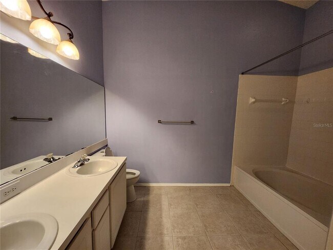 Building Photo - 8620 Hunters Key Cir