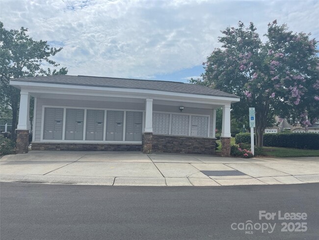 Building Photo - 221 Spring Gardens Drive