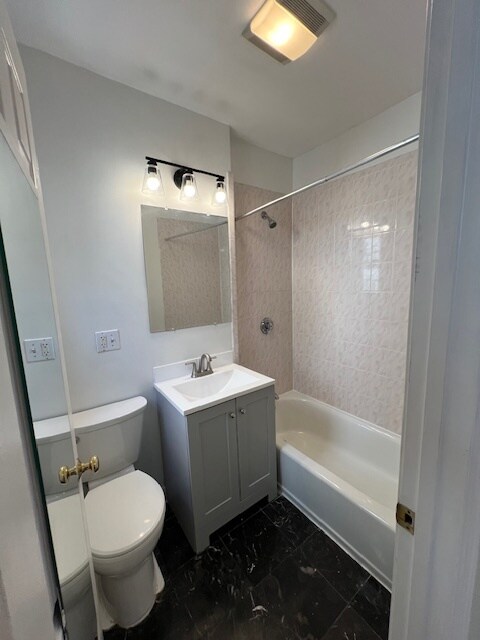 Building Photo - 59 Hemenway St