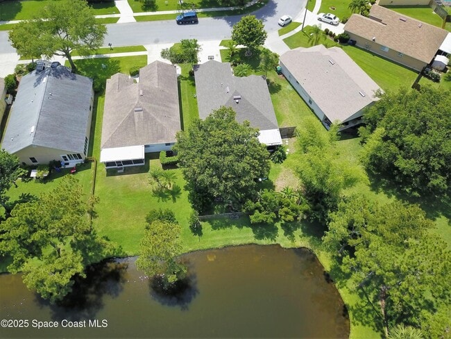 Building Photo - 2542 Ventura Cir