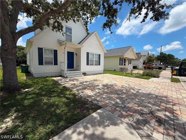 Building Photo - 250 Leawood Cir