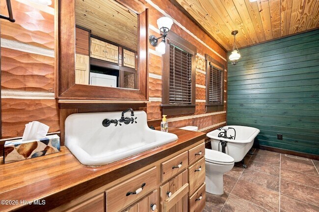 Building Photo - 5103 Hillmon Grove Rd