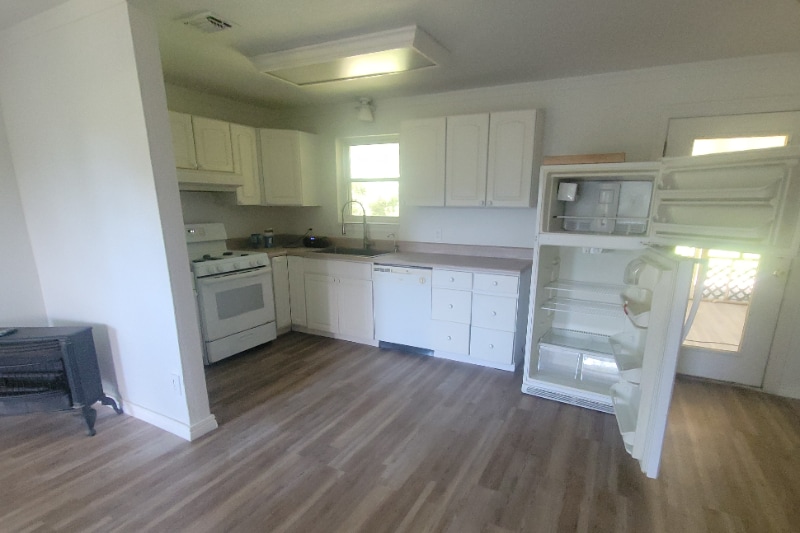 Building Photo - 6590 Dewrell Square