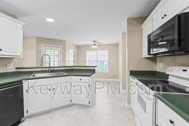 Building Photo - 281 Mill Branch Way