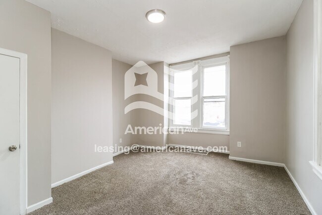 Building Photo - 29 E 13th St