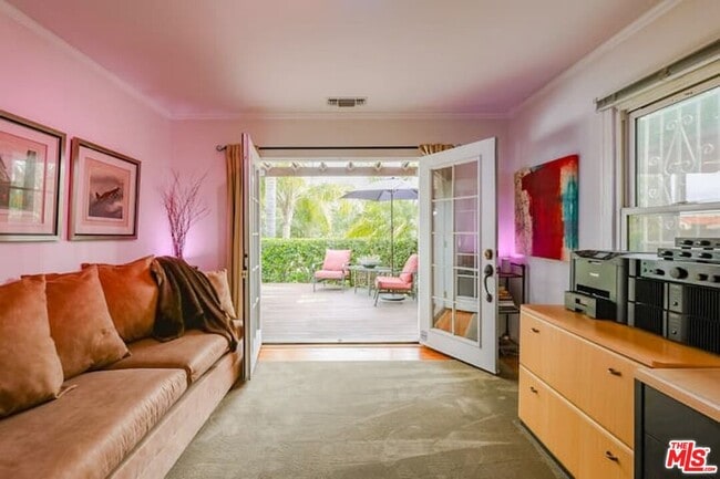 Building Photo - 1203 S Rimpau Blvd