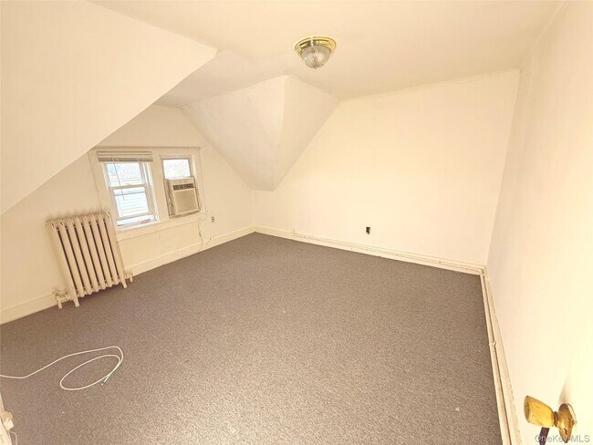 Primary Photo - 100 Cottage Ave