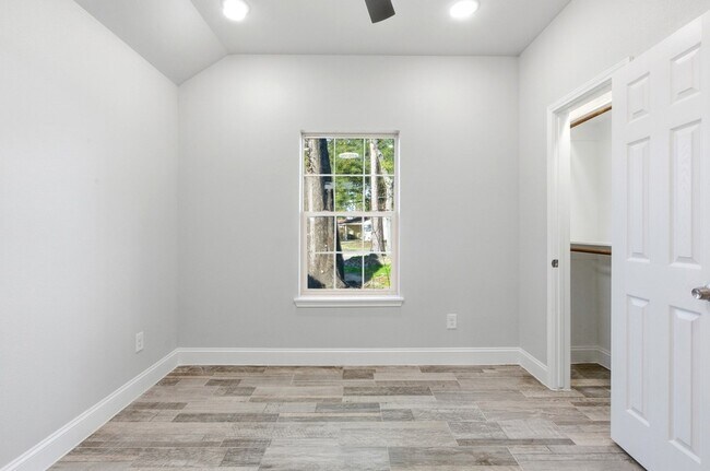 Building Photo - 7310 Foxwaithe Ln