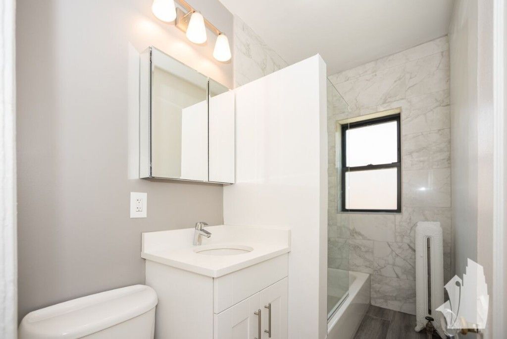 Building Photo - 622 W Stratford Pl