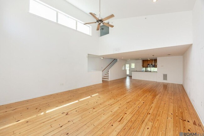 Building Photo - 1720 Nicholson Dr