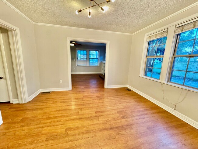 Building Photo - 2702 23rd St