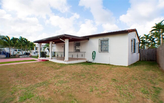 Building Photo - 7591 SW 28th Street Rd