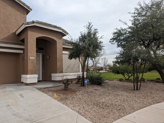 Building Photo - 21023 N Mac Neil St