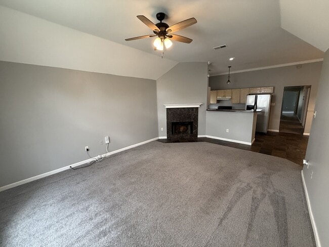 Building Photo - 6843 Wrigley Dr